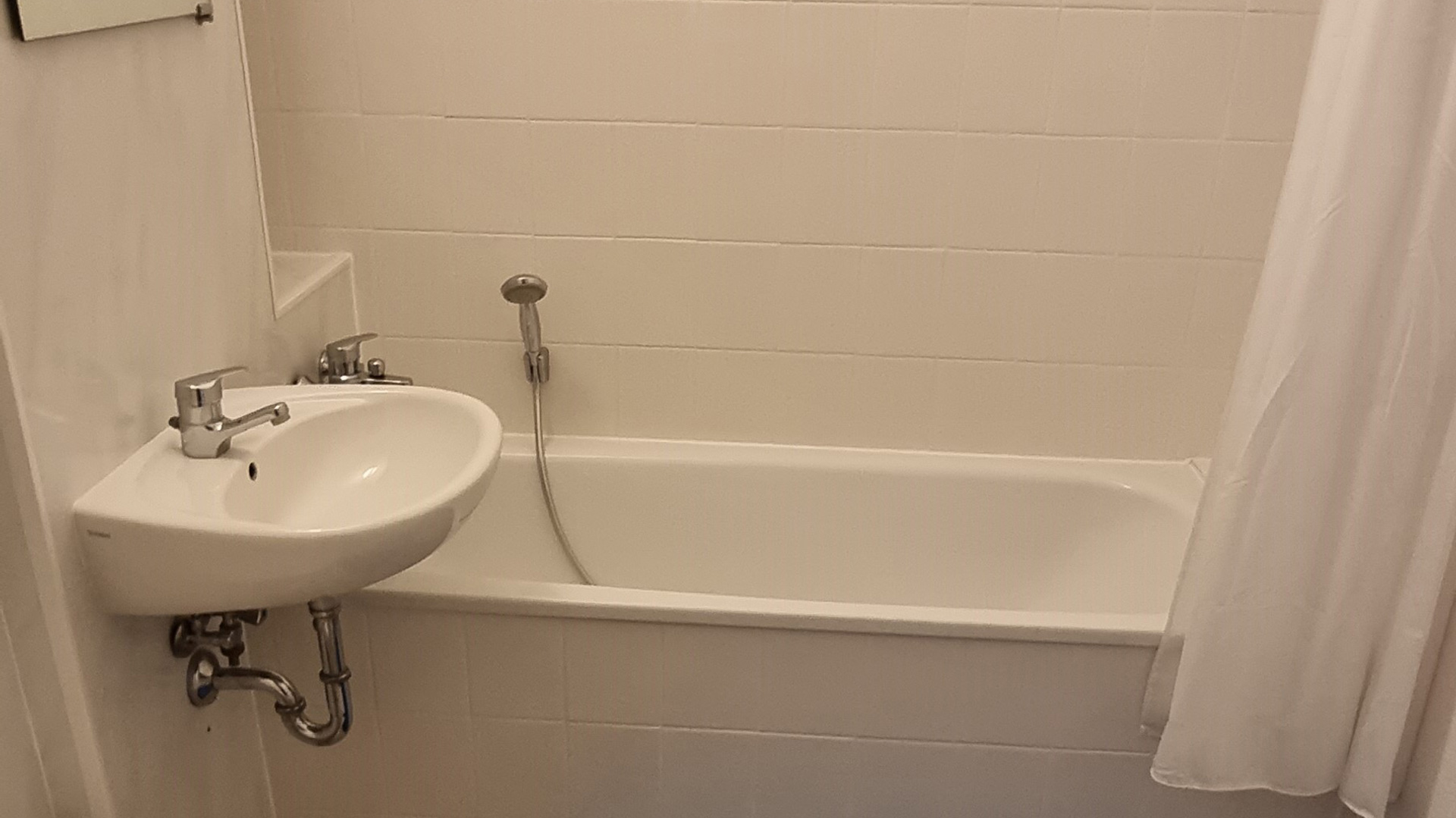 WohnBau_Mieten-Gaestewohnung_Bad