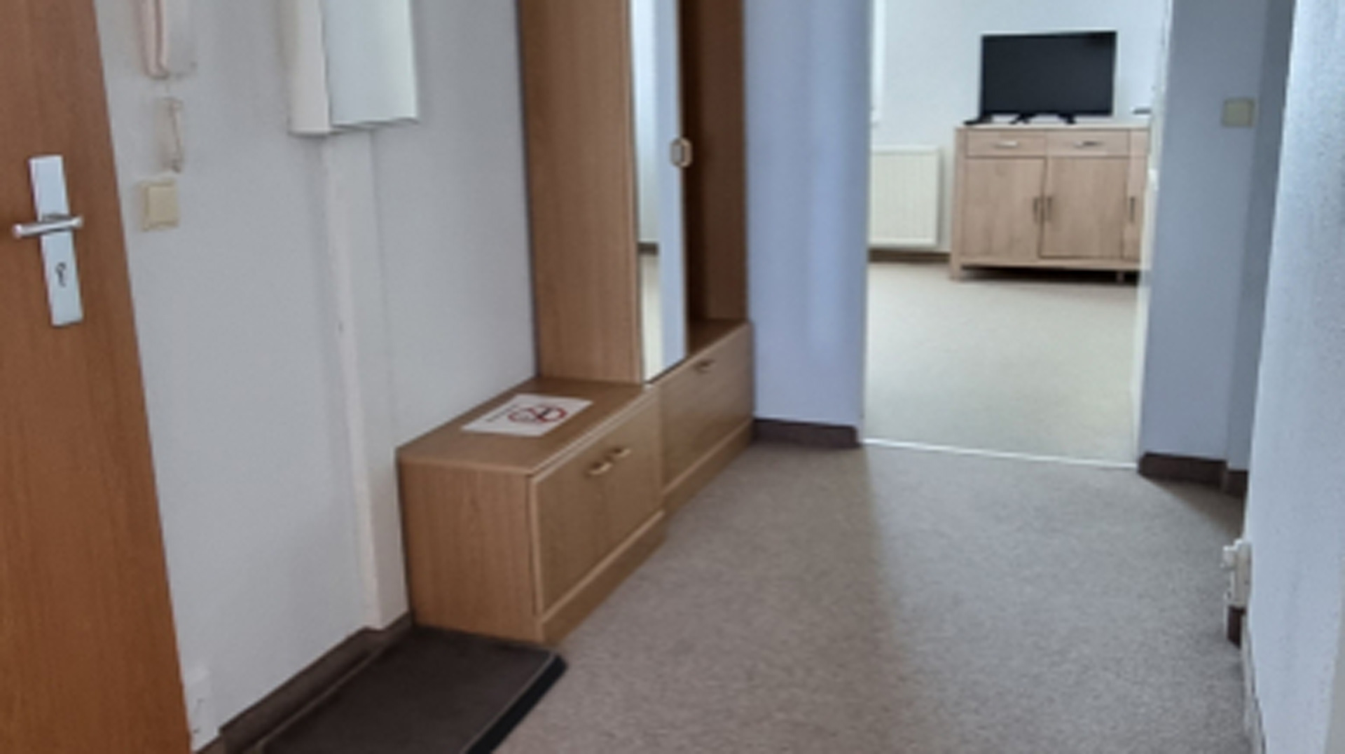 WohnBau_Mieten-Gaestewohnung_Flur